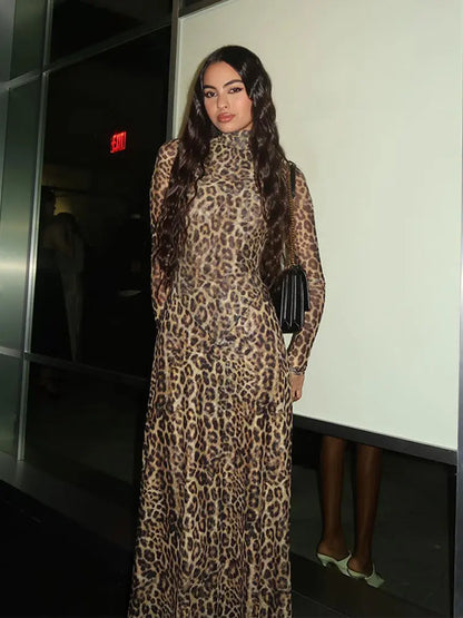 Chic Leopard Print Dress