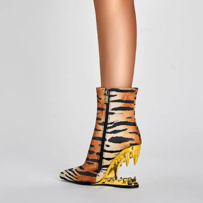 Tiger Tooth Shaped Heel Short Boots