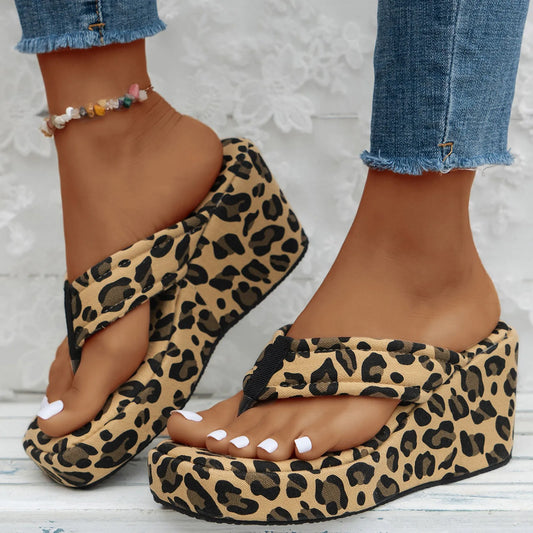Stylish Denim Wedge Sandals - Comfortable and Chic for Summer!