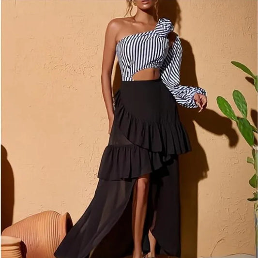 One Shoulder Latern Removable Long Sleeve with Bohemian Skirt